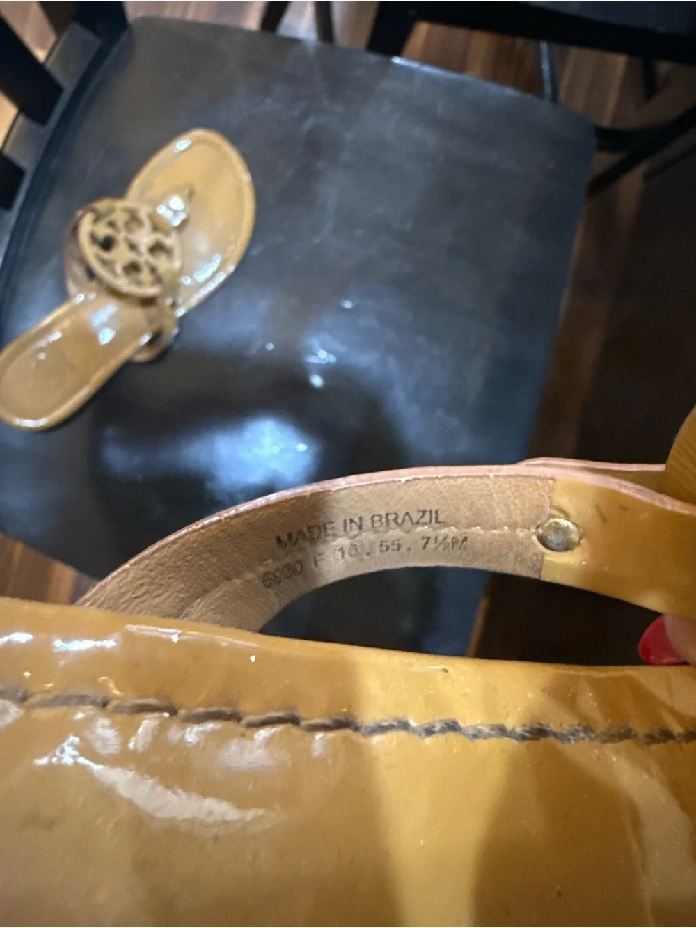 Tory Burch Logo Thong Sandals in Tan. 7.5